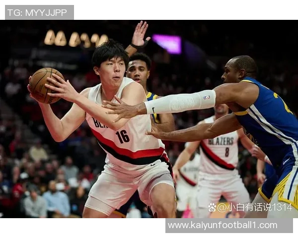 霍福德状态低迷8投仅中1仅得3分6篮板4助攻表现令人失望