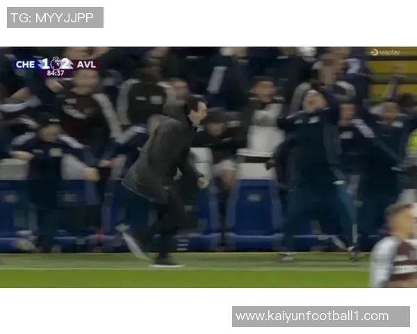 英媒报道维拉切尔西争抢波尔图前锋阿格霍瓦解约金高达1亿欧元