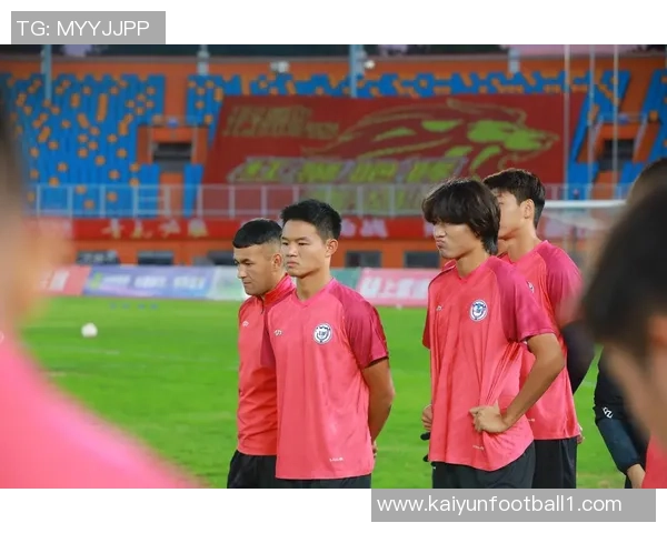 前大连人和广州豹后卫单鹏飞正式加盟中甲石家庄功夫队伍助力新赛季