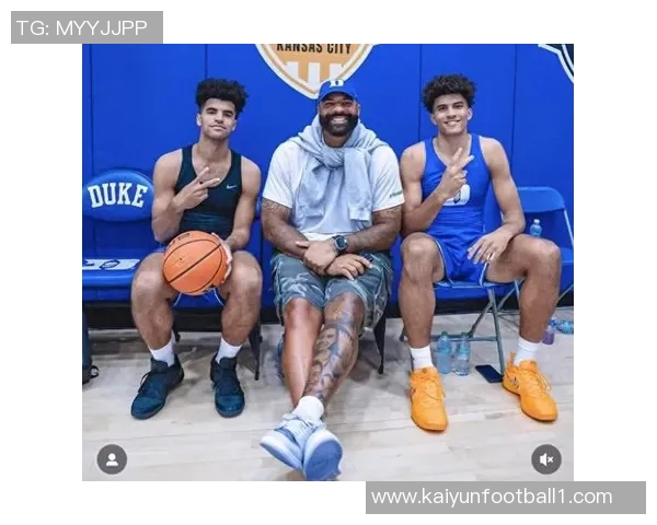 布泽尔儿子表现出色杜克大学开季战绩喜人继续冲击状元之路