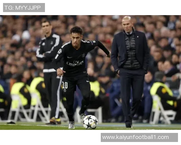 埃尔切主帅直言维尼修斯犯规明显非正常比赛对抗行为引发争议 埃尔切主帅直言维尼修斯犯规明显非正常比赛对抗行为引发争议