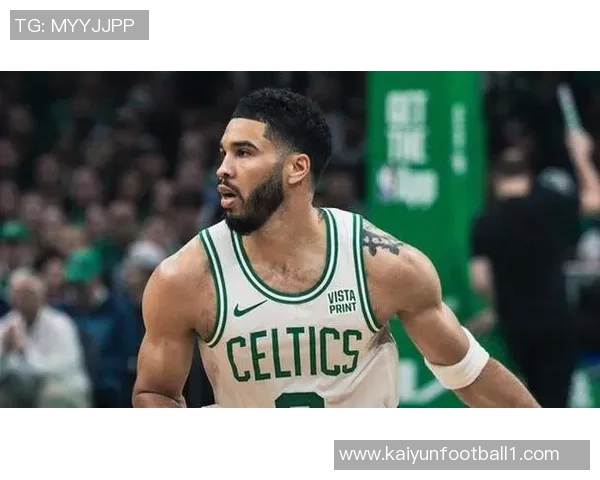 布朗称赞塔图姆积极参与客场比赛展现出色团队精神